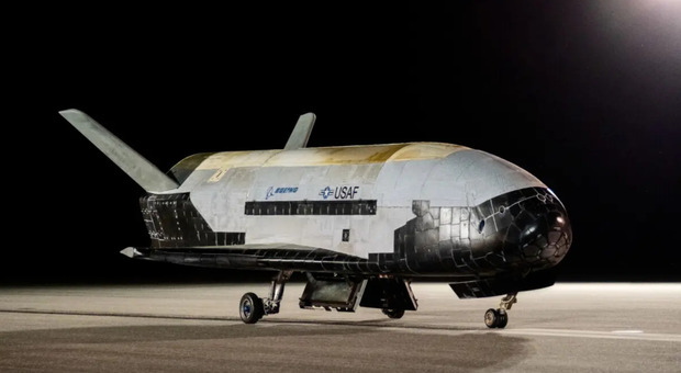 Spazioplano «segreto» X-37B degli Usa pronto al lancio: grazie a SpaceX raggiungerà un'orbita più alta che mai