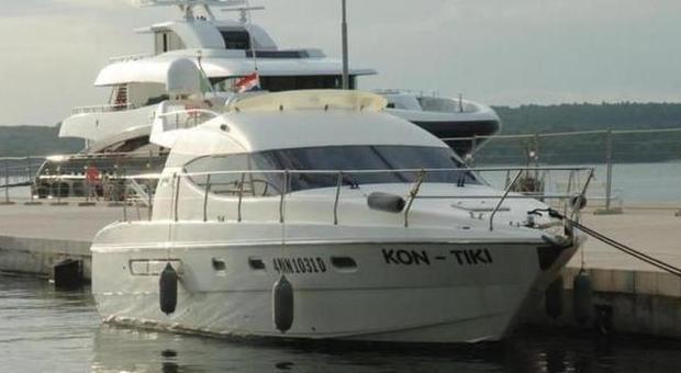 Trieste, ragazzina 16enne travolta e uccisa da uno yacht: era in immersione col papà. "Mano tranciata di netto"