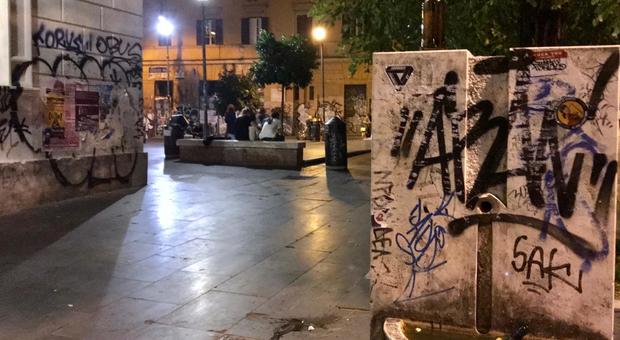 Roma, spaccia droga a ragazza: pusher arrestato a San Lorenzo