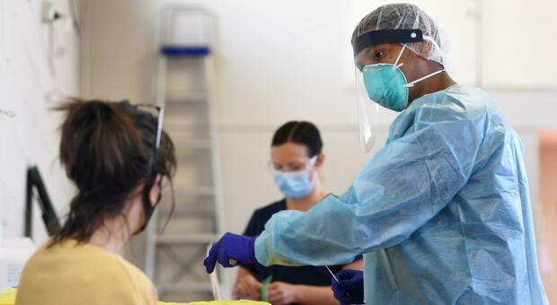 Coronavirus, dalla Spagna a Corea del sud e Nuova Zelanda: nuovi mini-lokdown per la pandemia