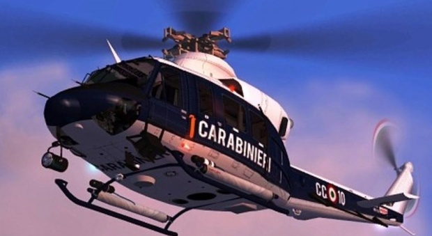 Cassino, blitz dei carabinieri nel quartiere San Bartolomeo: elicottero in volo sulla Città