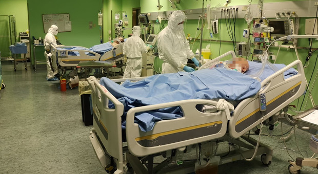 La terapia intensiva Covid all'ospedale di Trecenta