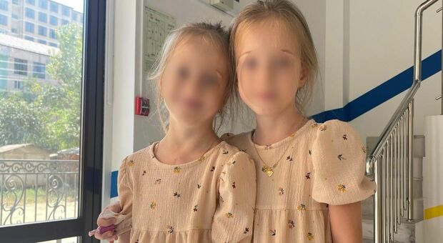 Bambina di 6 anni operata a Massa: nata con il cuore a destra, all'estero avevano rinunciato a curarla. «È tornata dalla gemellina»