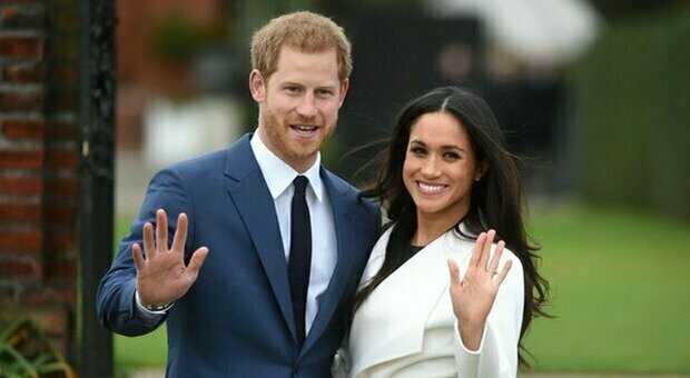 Harry e Meghan, bufera a Buckingham Palace per l'arrivo della nuova biografia Le rivelazioni