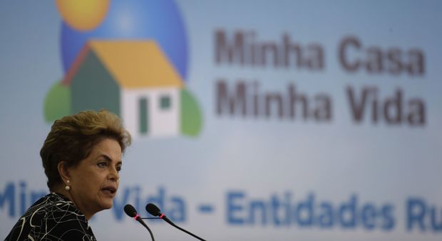Brasile, presidente senato conferma voto impeachment: parlamento nel caos