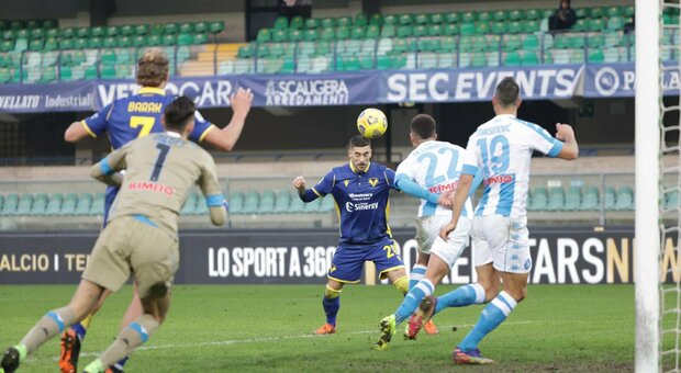 Napoli, crollo da schiaffi a Verona: 3-1, azzurri fuori dalla Champions