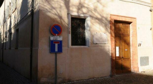 La casa di riposo di Fabriano resta senza luce: «Anziani costretti 8 ore al freddo». Silvi (FdI) attacca il Comune