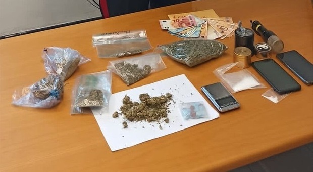 Bazar delle droghe sintetiche a Castelfranco: tre ventenni arrestati