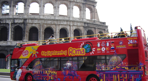 Rivoluzione open bus: meno mezzi e più green, attenzione al centro storico
