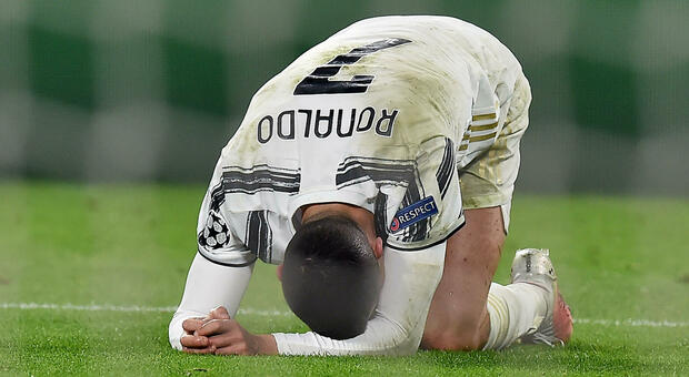 L'Europa stronca la Juve: «Che fallimento, Ronaldo un fiasco». E il titolo in borsa crolla