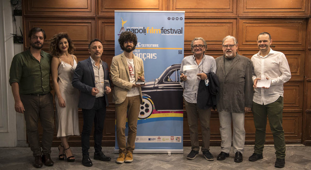Cinema, «Una coppia» di Petrosino vince il Napoli Film Festival