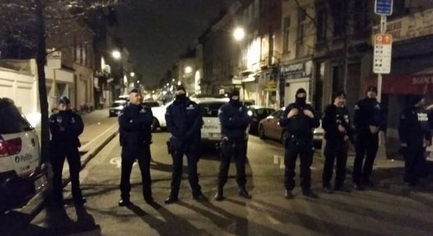 Bruxelles, blitz a Schaerbeek: 6 arresti