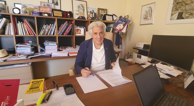Pressing sul sindaco di Macerata: «Gli uffici comunali vanno riorganizzati»