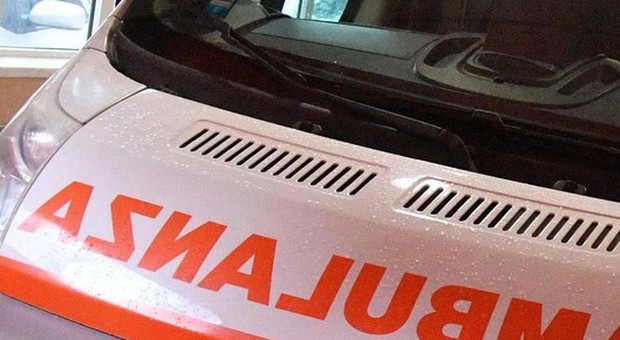 Scontro auto-moto in via Gallia: morto un 65enne