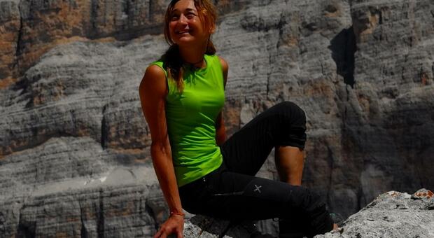 Monica Reginato, la scialpinista 55enne di Castelfranco Veneto morta sabato a Cortina
