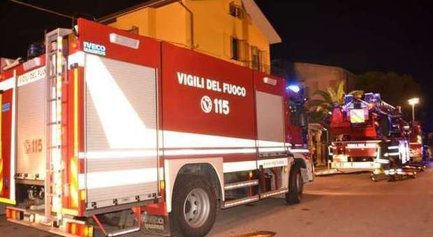 Senigallia: paura dopo la discoteca l'auto si ribalta al Vallone, cinque giovani all'ospedale