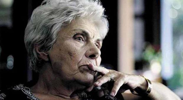 È morta Kiki Dimoula, la più grande poetessa greca contemporanea