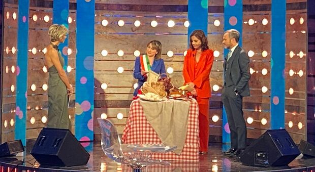 Matera premia Vanessa Scalera e Massimiliano Gallo, protagonisti della serie tv Rai «Imma Tataranni»