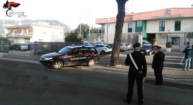Banditi in azione, donna legata e rapinata in casa a Terracina