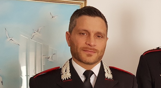 Il tenente Michele Ognissanti, comandante della Tenenza dei carabinieri di Falconara Marittima