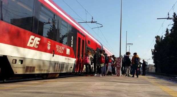 Metropolitana del Salento sui binari Fse: giallo sui fondi, opere a rischio