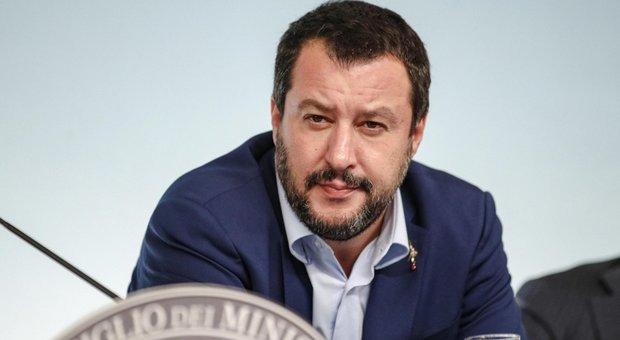 Di Maio tenta il blitz sulle pensioni alte: ma Salvini lo ferma