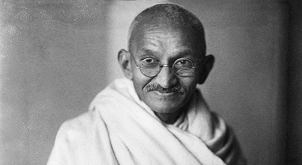 Gandhi, a 150 anni dalla nascita la sua lezione sulla non-violenza è sempre attuale