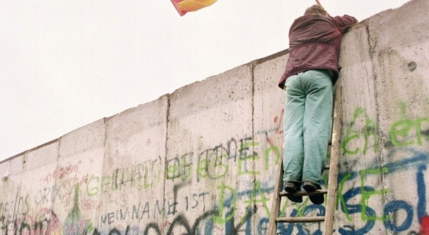 Il tunnel dei nordestini sotto il muro di Berlino: la fuga ideata da due giovani goriziani