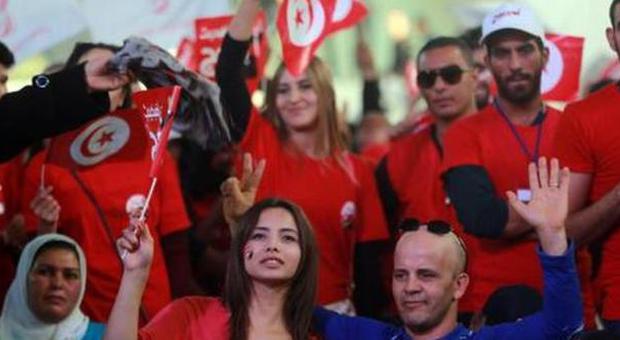 Tunisia al voto per eleggere il presidente per il dopo Ben Alì, 11mila seggi aperti