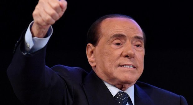 Berlusconi ricoverato all'ospedale San Raffaele: operato per una occlusione intestinale, ecco come sta