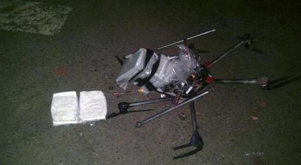 Drone carico di droga si schianta al confine tra Usa e Messico