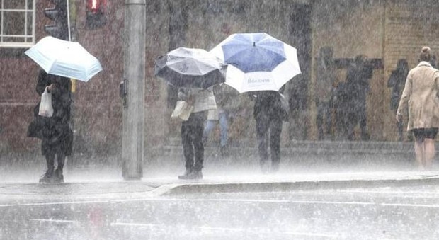 Previsioni meteo primo maggio: temporali e grandine, brutte notizie per gli italiani
