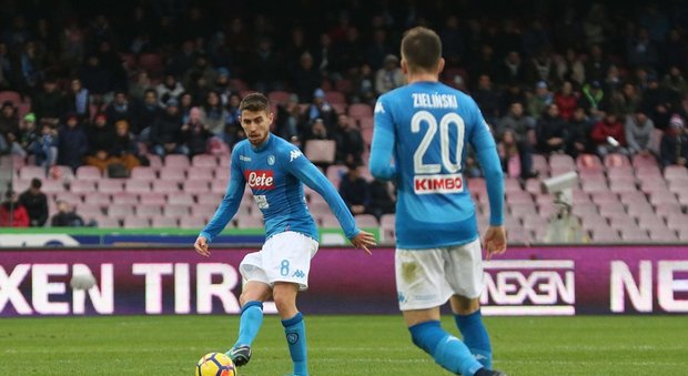 Jorginho, l'agente: «Il Napoli resti attaccato alla vetta, poi vedremo»