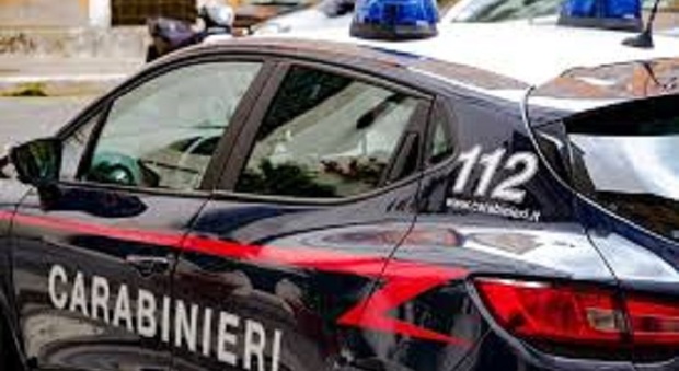 una pattuglia dei carabinieri