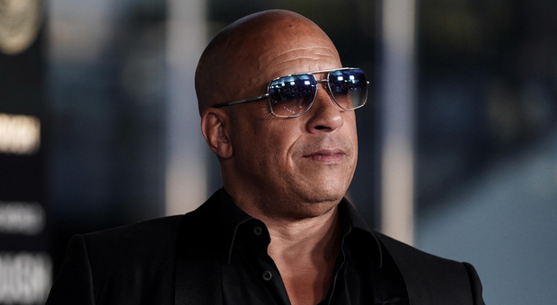 Vin Diesel accusato di violenza sessuale dall'ex assistente: «Mi ha palpeggiata e sbattuta contro il muro». L'attore nega tutto