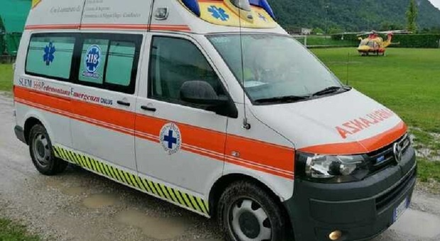 Due incidenti in poche ore nel trevigiano, tre feriti: un 25enne è stato investito in viale Europa