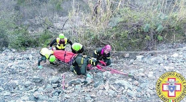 Scivola sulla parete rocciosa 58enne muore in Liguria