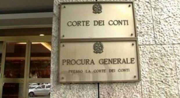 «Rimborsi gonfiati ai centri privati nell'Asl di Napoli, 15 milioni di danni»