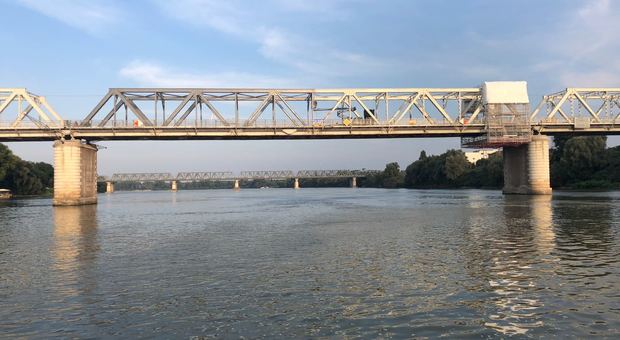 Il ponte sul Po tra Occhiobello e Ferrara