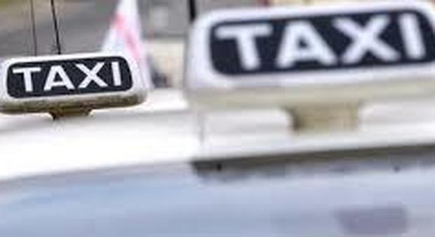 DigiTaxi, chiamare un taxi con un clik La risposta napoletana a Uber
