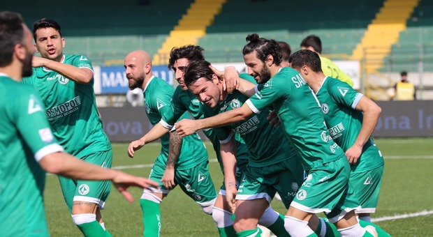 L'Avellino ritrova la vittoria: 1-0 alla Virtus Francavilla