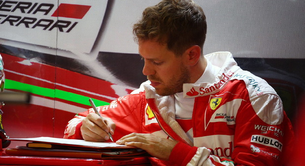 Ferrari, Vettel partirà con 5 posizioni di penalità per la sostituzione del cambio