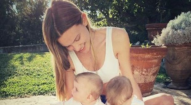 Fiammetta Cicogna ammette: «Svezzo le mie figlie con quinoa e tacchino secondo la dieta funzionale»