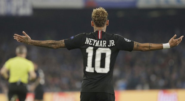 Champions, Neymar va all'attacco: «Kuipers ci ha mancato di rispetto»
