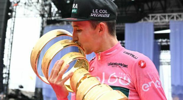 Hindley il vincitore del Giro