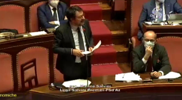 Coronavirus, Salvini: «Restiamo in aula fin quando avremo risposte»