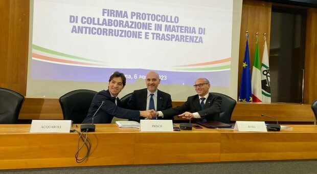 Rispetto regole e procedure veloci, prima volta con l’Anac e il ministero: la Regione Marche firma due protocolli, caso unico in Italia