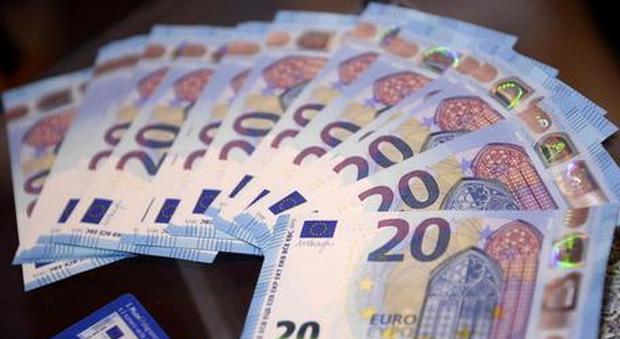 «Via gli 80 euro e le detrazioni per finanziare la flat tax»