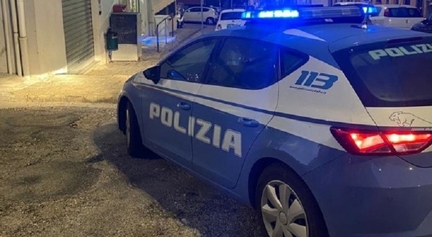 Ancona, minaccia le due sorelle con un coltello: 45enne (affetto da disturbi) calmato da polizia e 118