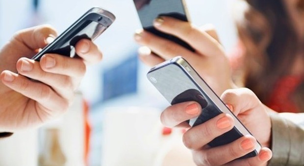 Addio roaming in Europa da metà giugno: stop ai costi aggiuntivi per le chiamate